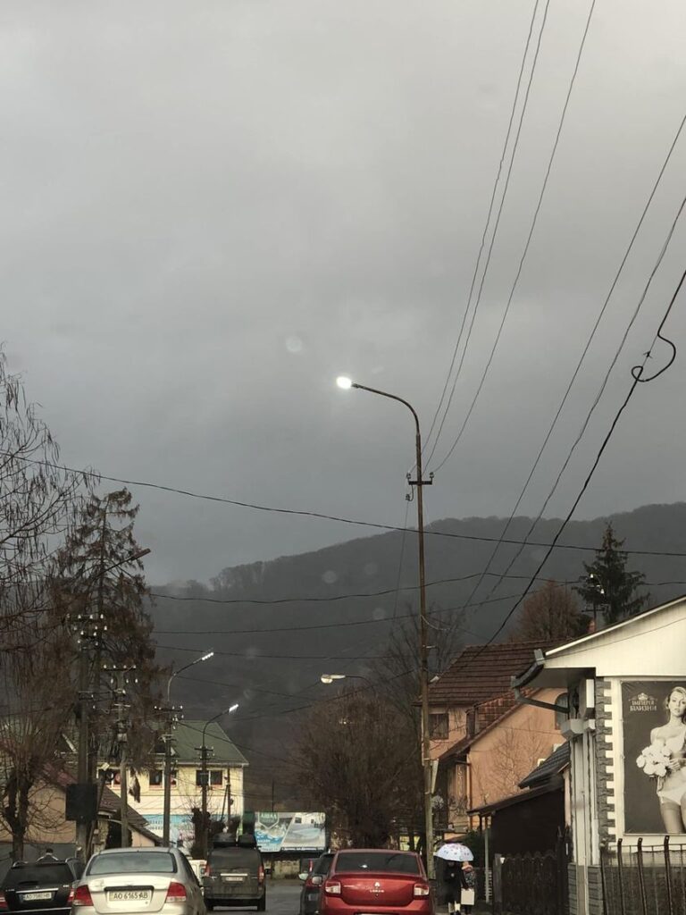 Вуличне освітлення у Сваляві
