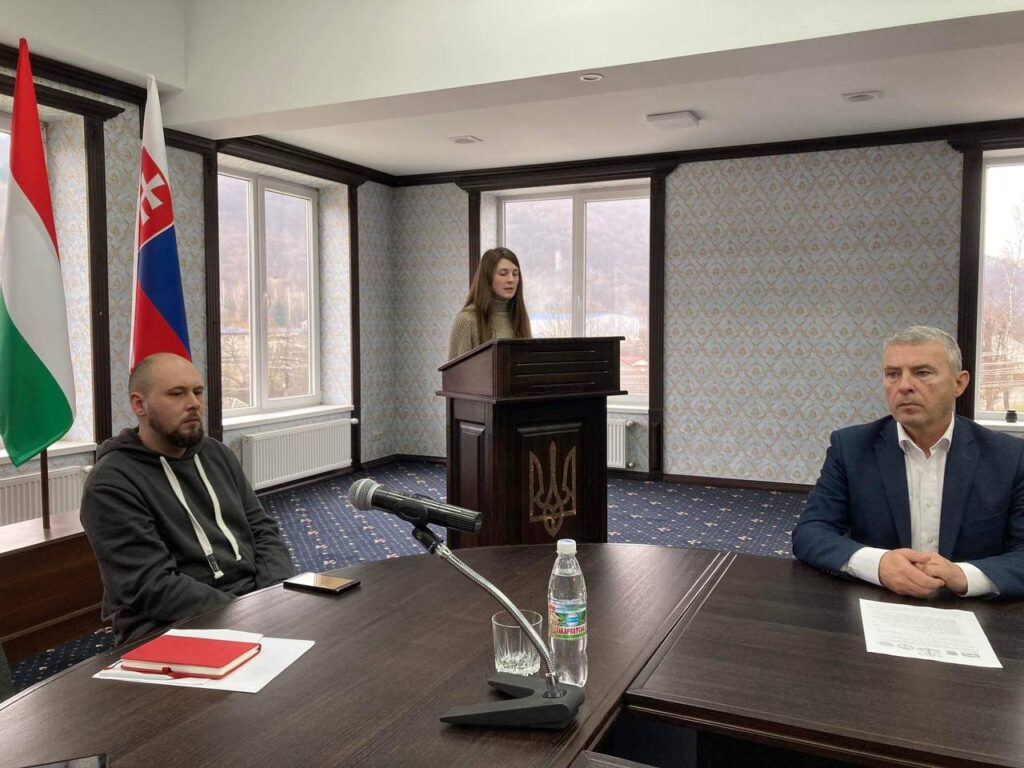 Круглий стіл про Голокост у Поляні